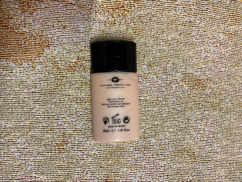 Make up Forever mat velvet + matifying foundation #55