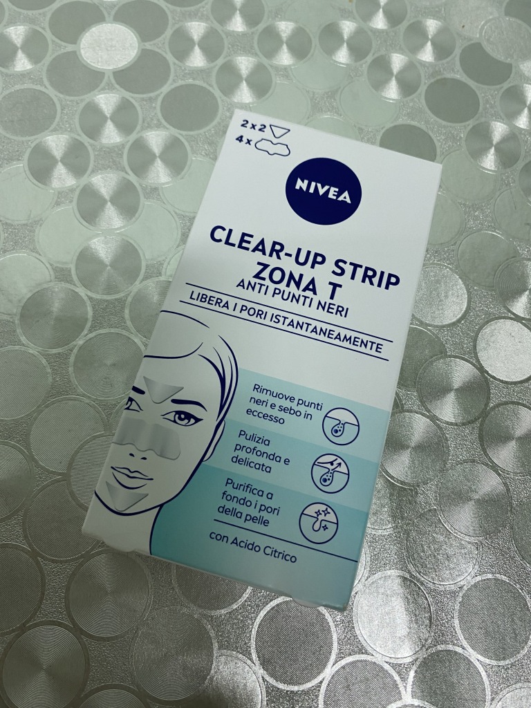 Nivea Clear up Strips
skincare
normal skin
combination skin